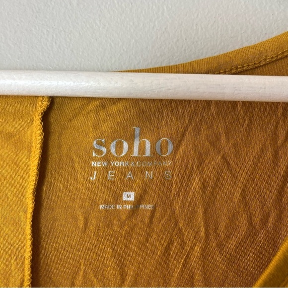 New York & Company Soho Jeans Mustard Tie Front Tank Top Medium - Picture 5 of 6